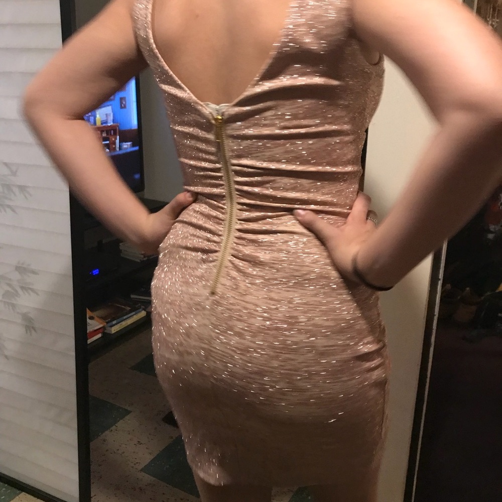 ✨✨Pink sparkling Dress ✨✨ - Picture 4 of 8